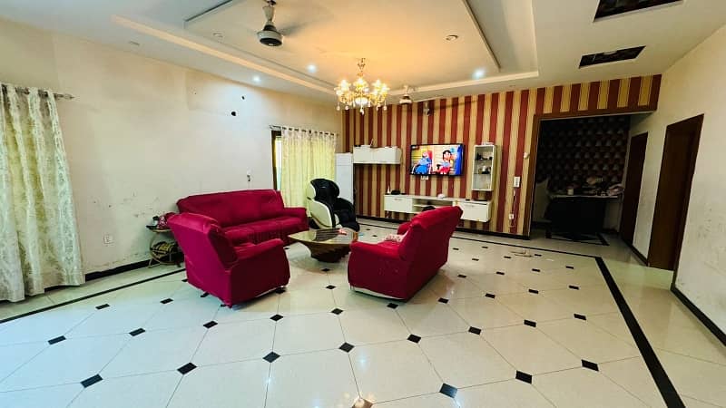 Flat Of 580 Square Feet Available For rent In Bahria Town - Nishtar Block 7