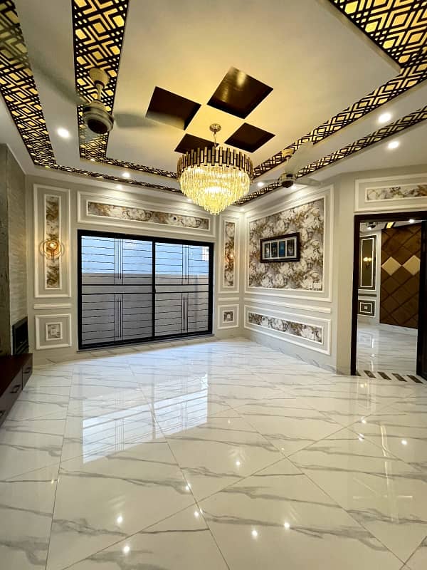 Reasonably-Priced 5 Marla House In Bahria Town - Block BB, Lahore Is Available As Of Now 5