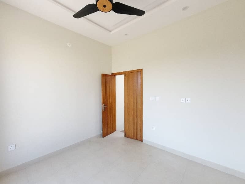 Reserve A Centrally Located House Of 7 Marla In Gulberg Residencia - Block F 30