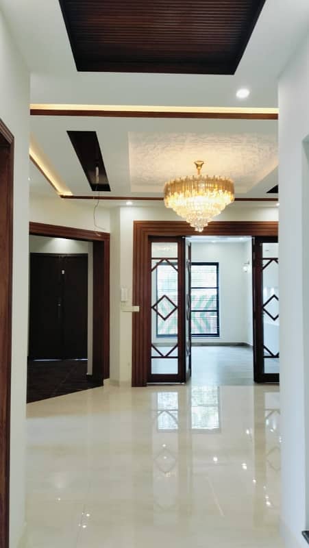 House For sale In Rs. 26000000 8