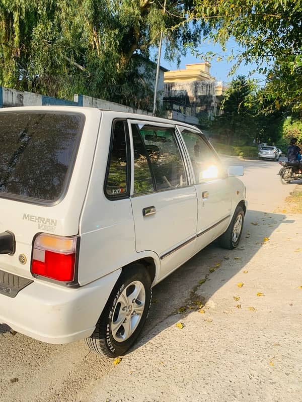 Suzuki Mehran VXR 2016 4