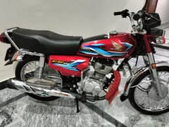 Honda 125 2024 Model for sale. contact No. 03431076580