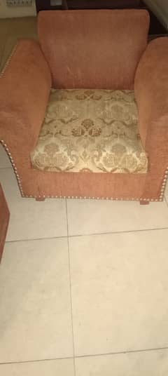 Used sofa set without cusions,. . . Seats 3+2+1 0