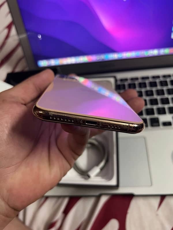 iPhone 11 pro max 64gb 1