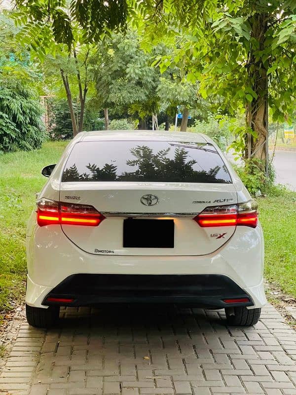 Toyota Corolla Altis 2019 14