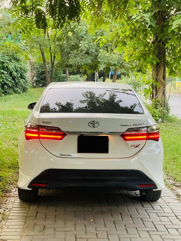 Toyota Corolla Altis 2019 15