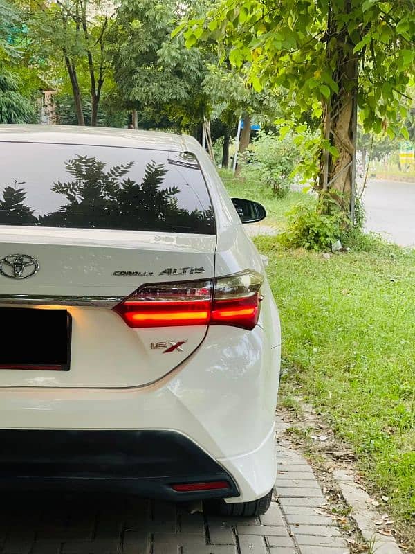 Toyota Corolla Altis 2019 17