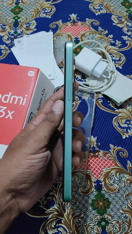 Xiaomi Redmi A3X 3gb and 64gb 4