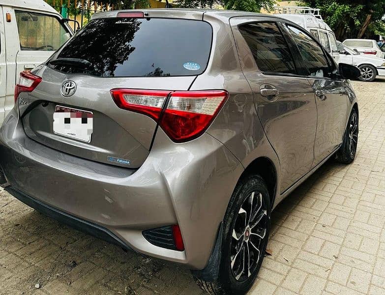 Toyota Vitz 2017 - Cars - 1093873357