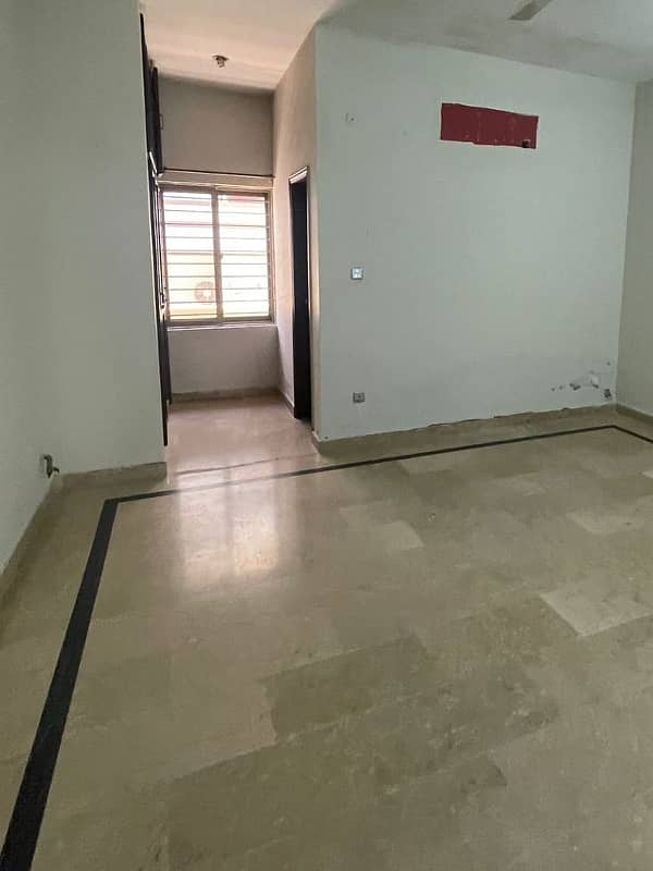 10 marla upper portion for rent in G-13 9