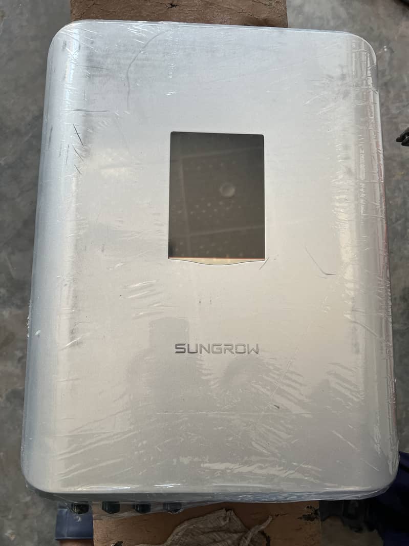 Sungrow 10kw OnGrid 3 Phase  Ip65  Used  3 phase  ongrid  Sungrow 0