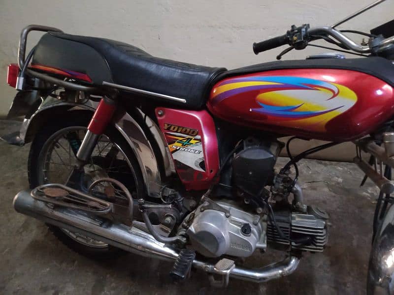 Yamaha 100 4 Stroke Genuine Bike 3