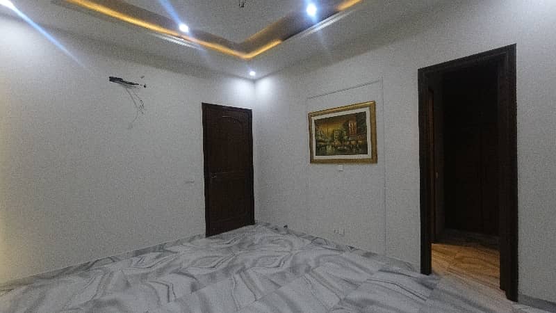 A Great Choice For A 1237 Square Feet House Available In DHA Phase 6 - Block C 7