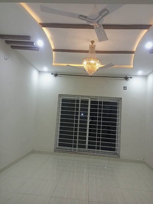 Upper Portion Available For Rent In Gulberg 0