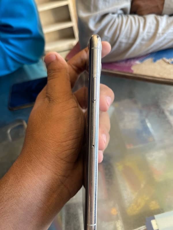 Iphone 11 pro max 64gb jv 1