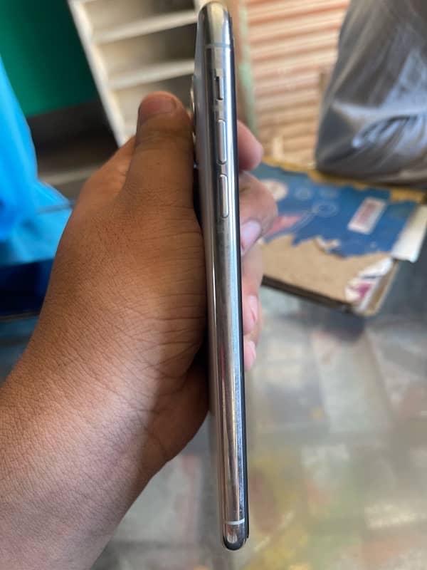 Iphone 11 pro max 64gb jv 3