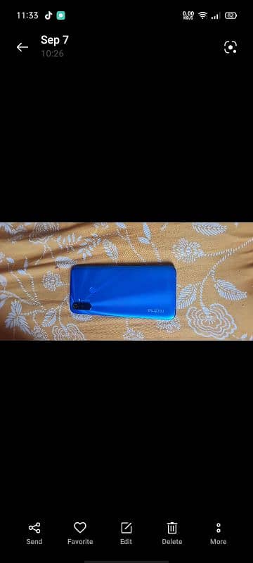 very good condition gaming phone 4