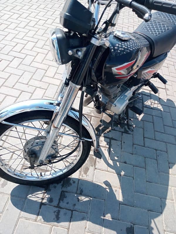 Honda 125 for urgent sale 1