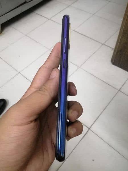 Vivo S1 128 GB 3