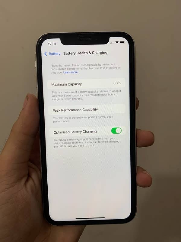 iphone xr 64gb jv 10/10 condition all okay 88 health. 2