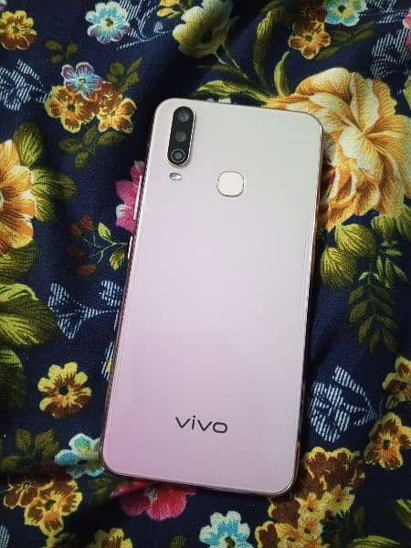 Vivo Y17 8/128 3