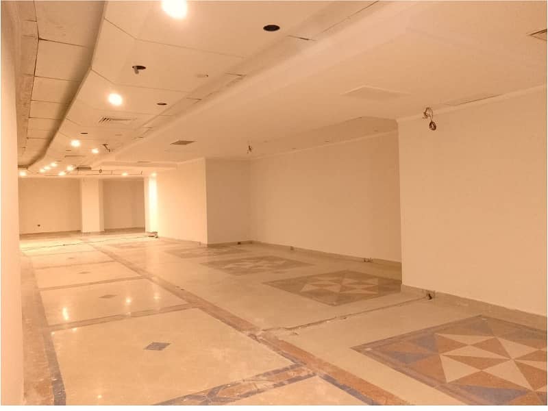 Area 1300 square Feet Brand New Corporation Office Available For Rent in Gulberg 3 Lahore 1