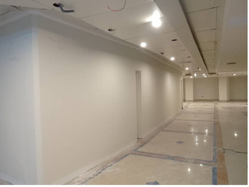 Area 1300 square Feet Brand New Corporation Office Available For Rent in Gulberg 3 Lahore 2