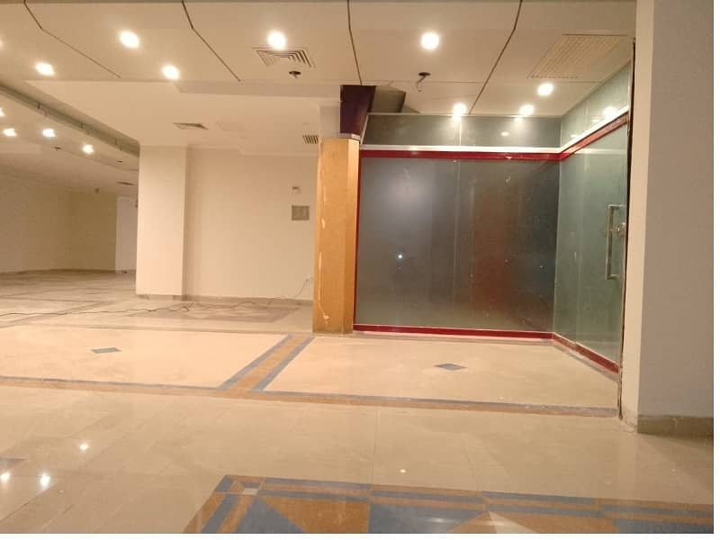 Area 1300 square Feet Brand New Corporation Office Available For Rent in Gulberg 3 Lahore 10