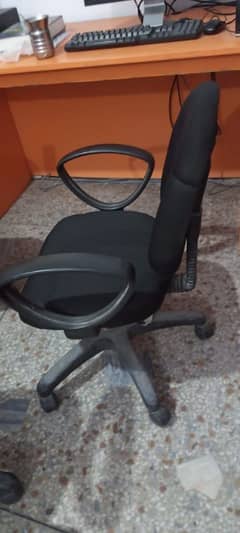 **For Sale: Visitor Chairs in Excellent Condition