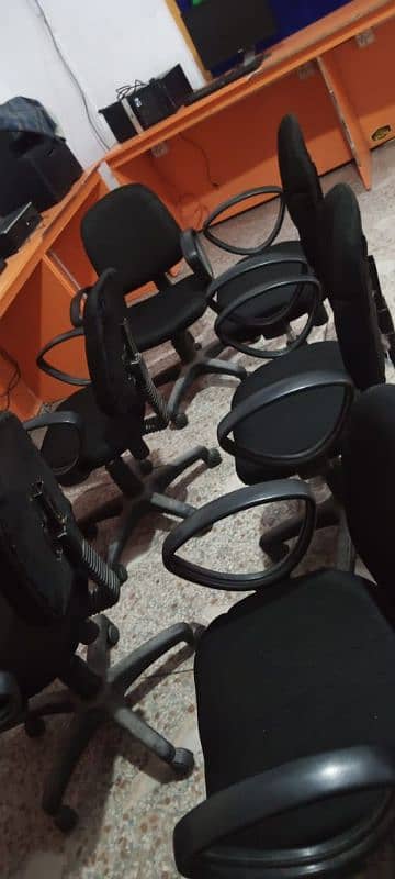 **For Sale: Visitor Chairs in Excellent Condition 1