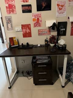 Study Table in new condition