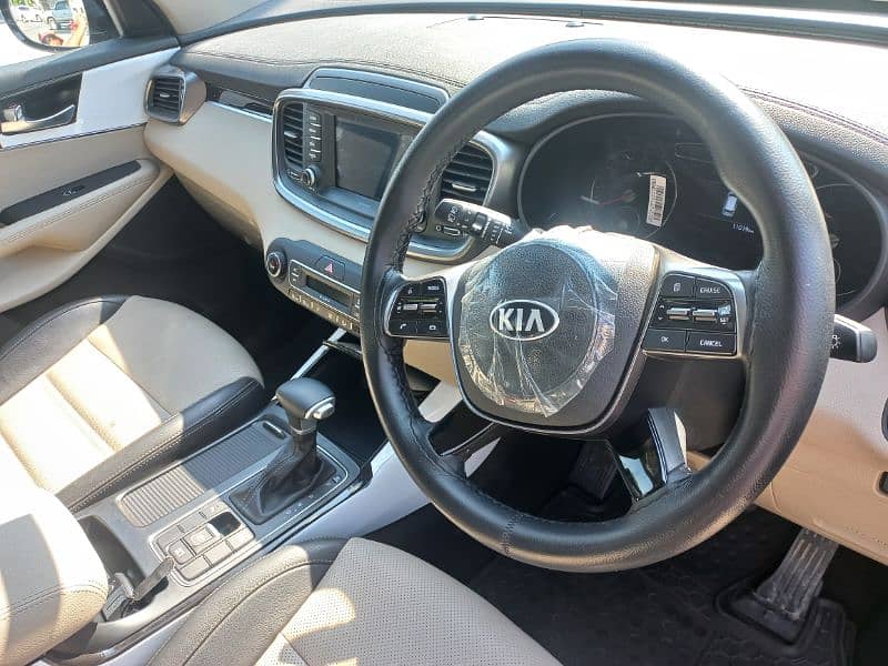 KIA Sorento 2024 5