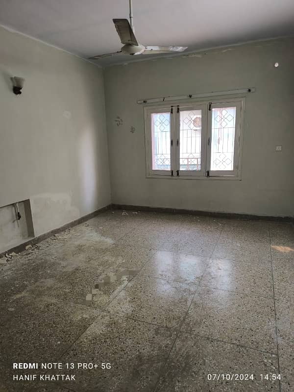 3200 Square Feet Upper Portion For rent In G-10 9