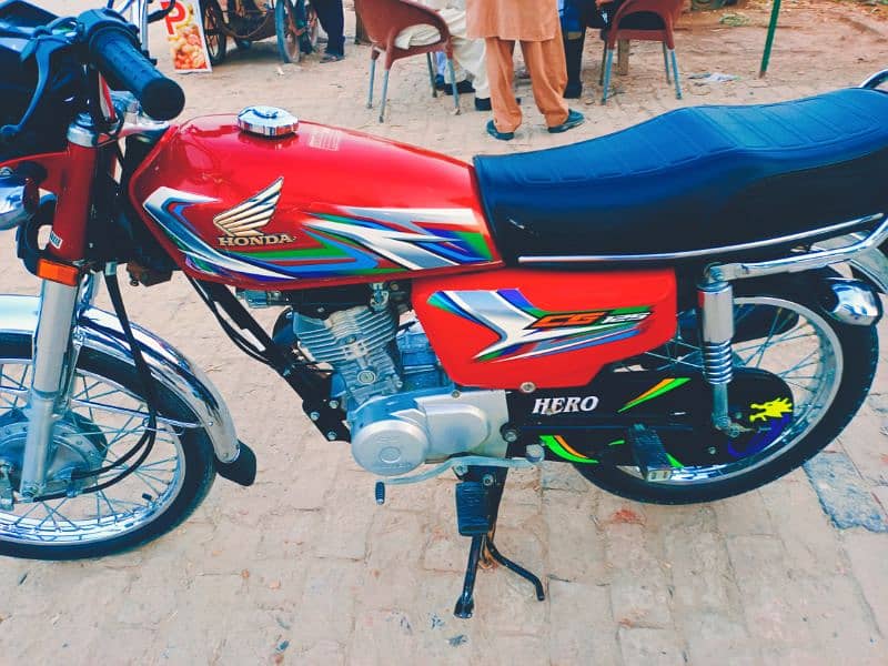 Honda CG125 2023 10/10 New Condition Punjab Number 5