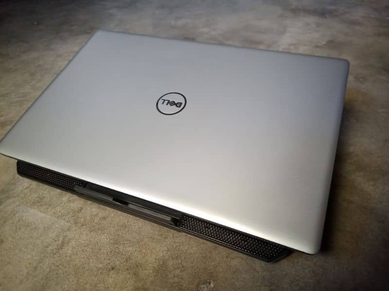 DELL PRECISION 7750 with Rtx 4000 1