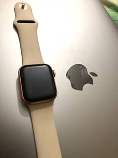 Apple watch 2020 SE 40” mm