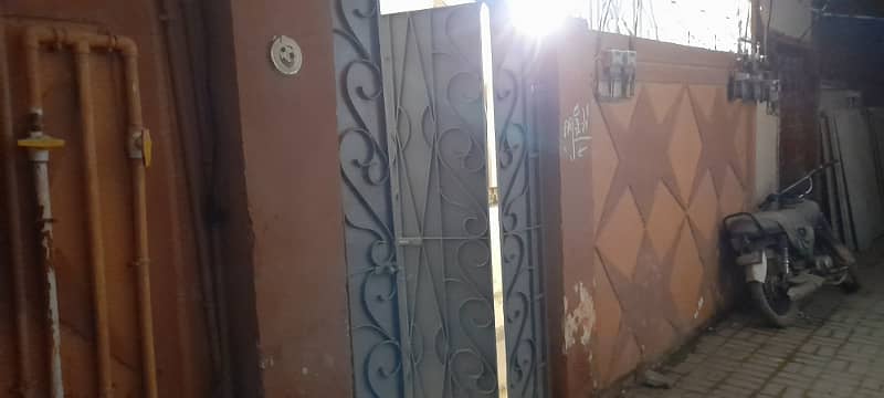 House Sale 80 Sqyd Lal Masjid Near Tanki Market 14