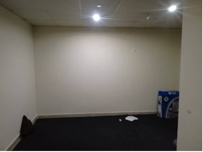 rea 230 SqFt Corporate Office Available For Rent In Main Boulevard Road Gulberg 3 Lahore 1