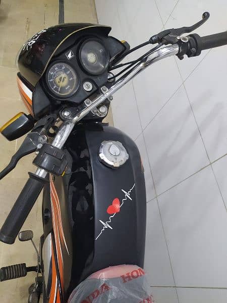 Honda pridor 100cc (2017) 7