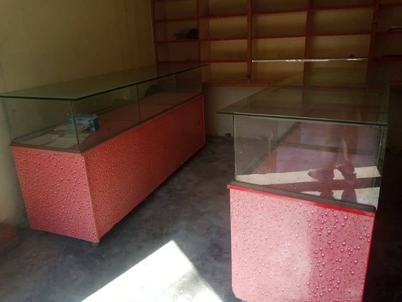 2 Tables for sale 1