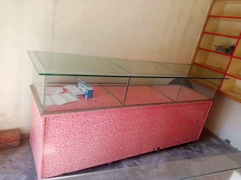 2 Tables for sale 6