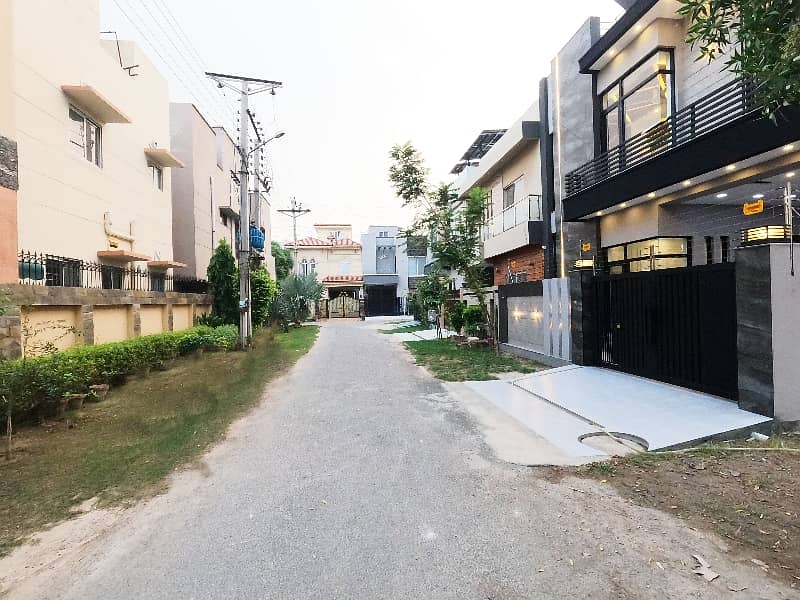 5 Marla House For sale In DHA 11 Rahbar Phase 2 - Block L Lahore 2