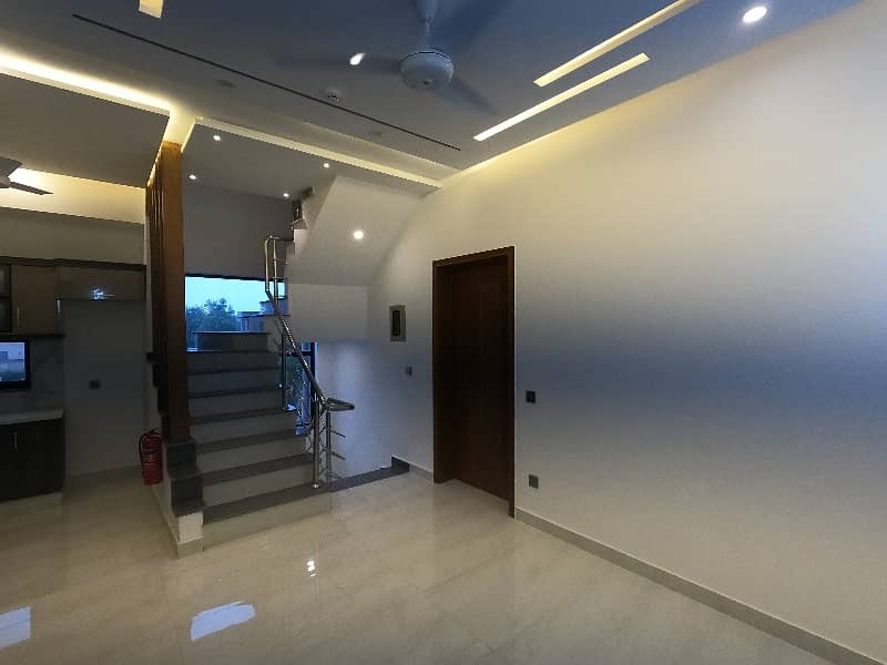 5 Marla House For sale In DHA 11 Rahbar Phase 2 - Block L Lahore 14