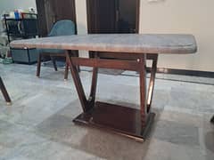 Dinning Table with 4 Chairs.