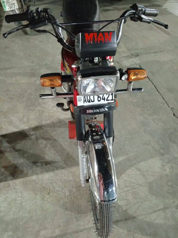 Honda 70cc 2021modal is number per contact Karen 03093247089 2