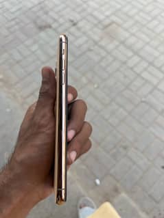 iPhone 11pro max 64 gb