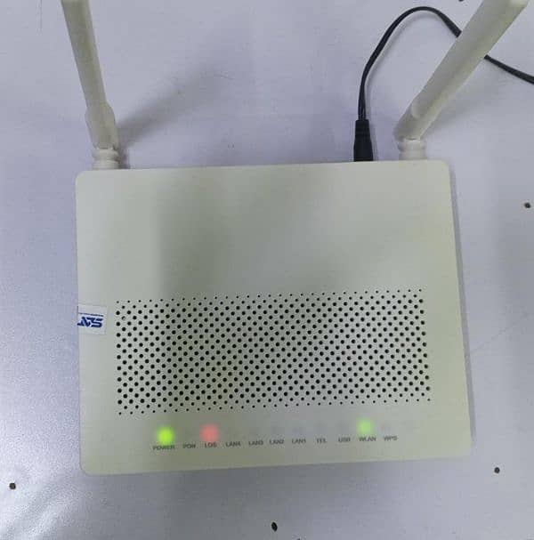 HG8546M FIBER ROUTER 1