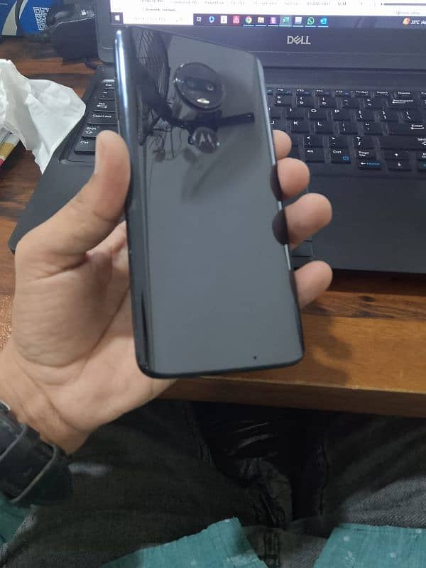 moto g7 power 4/64GB 1