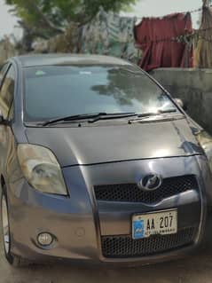 Toyota Vitz 2007