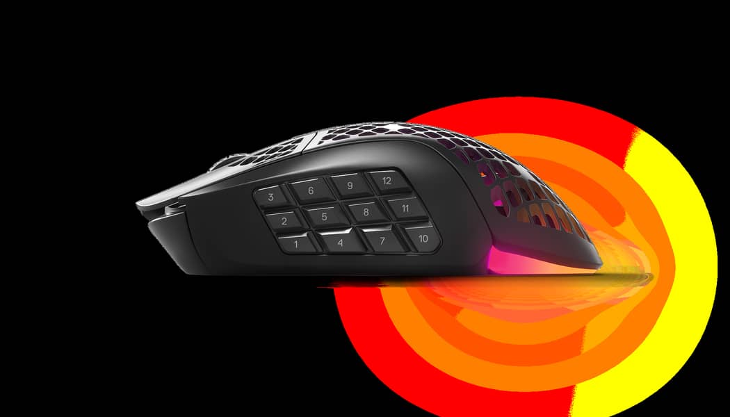 SteelSeries Aerox 9 Wireless Ultra Lightweight MMO / MOBA Gaming Mouse 3